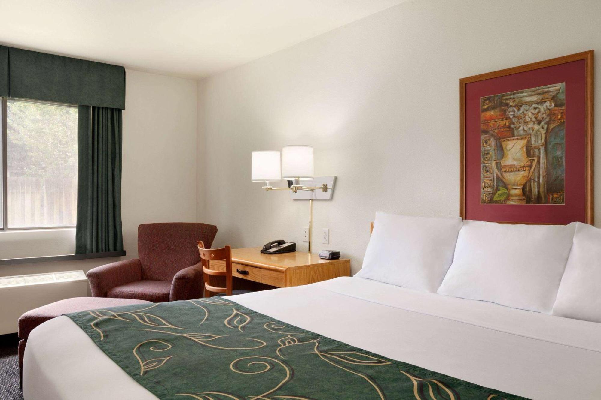Travelodge By Wyndham Hermiston Buitenkant foto